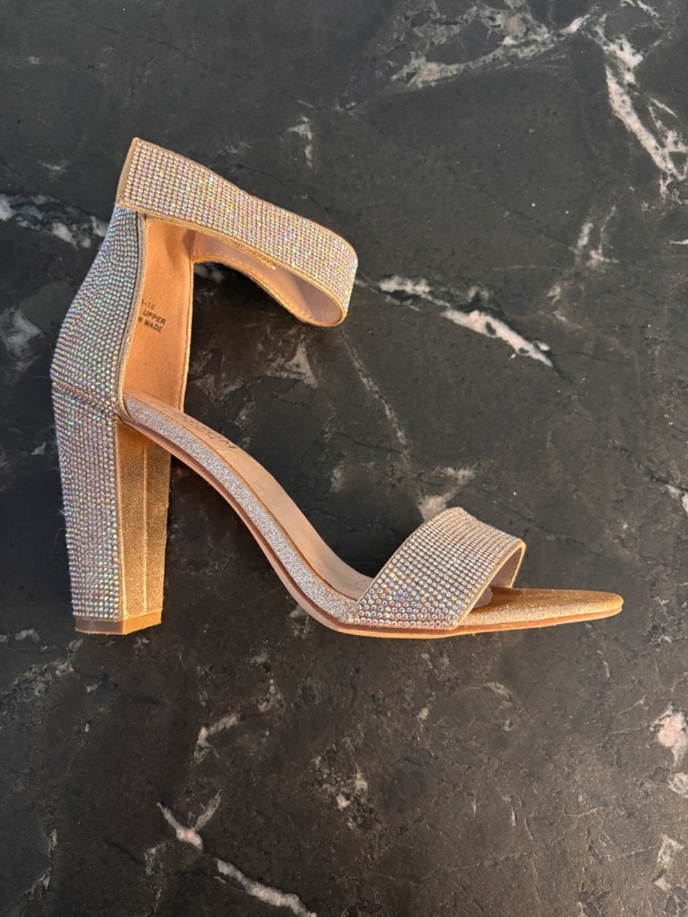 DeBlossom shoes size 71/2